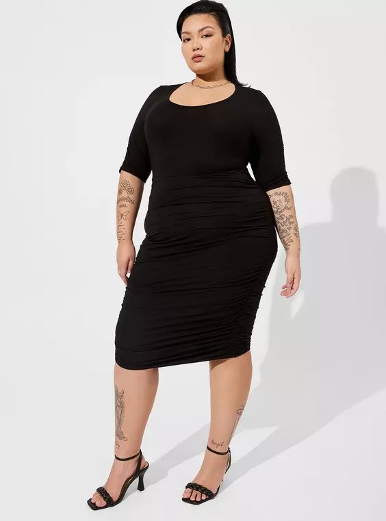 Torrid Super Soft Bodycon Dress – Size 1 – Black – Elbow Sleeve – Ruched
