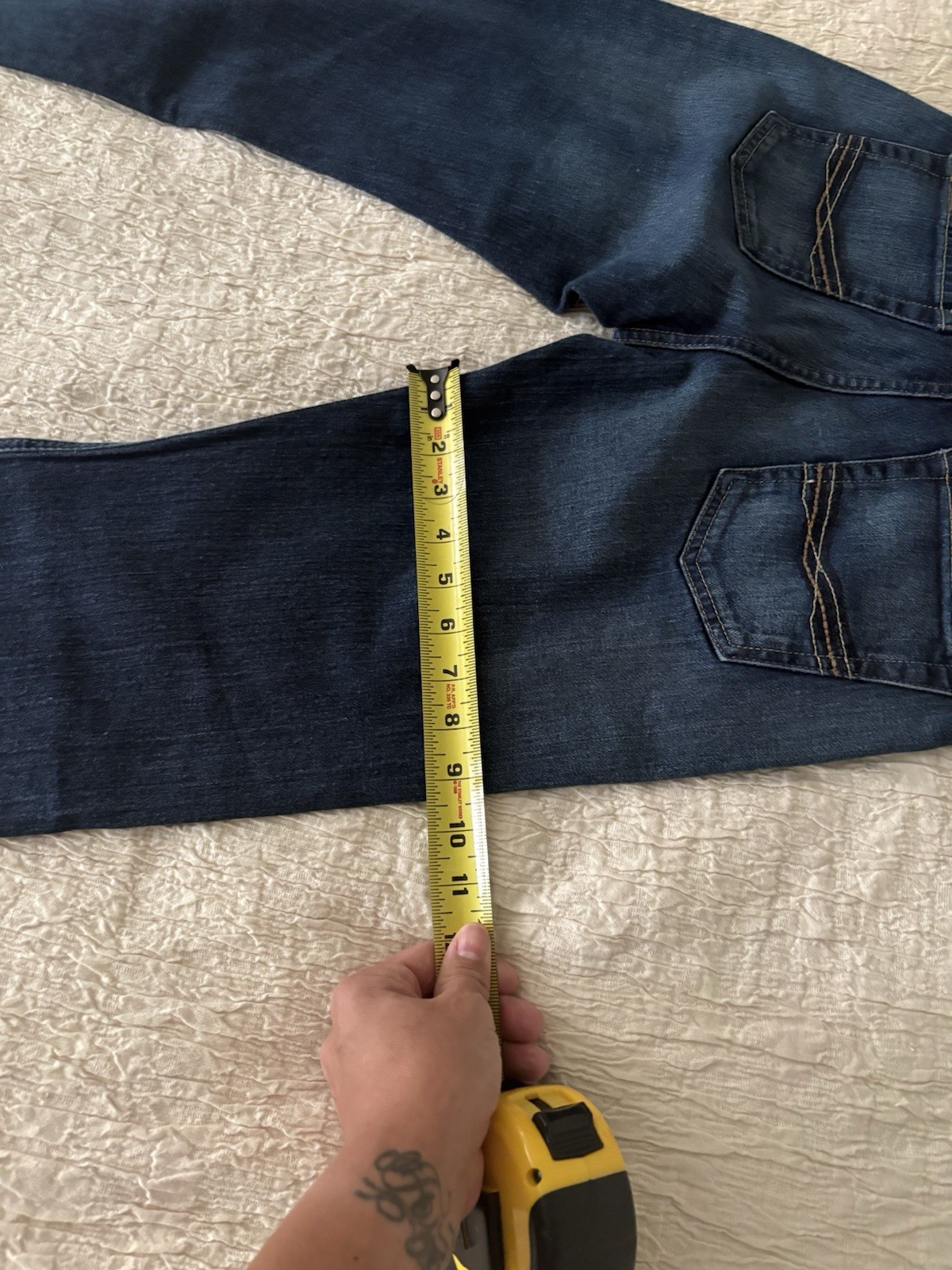 Ariat Legacy Men’s Slim Fit Straight Leg Blue Dark Wash Denim Jeans 5-Pocket M7