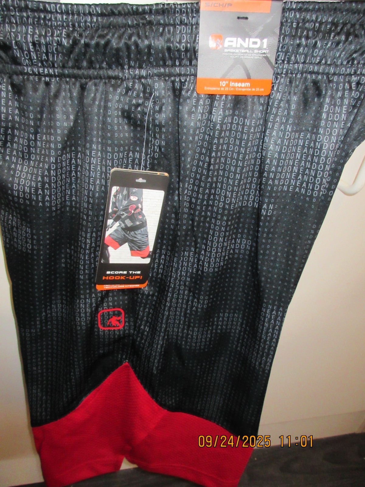 AND1 Fashion Basketball Shorts S 28-30 Black Varsity/Red 10″ Inseam