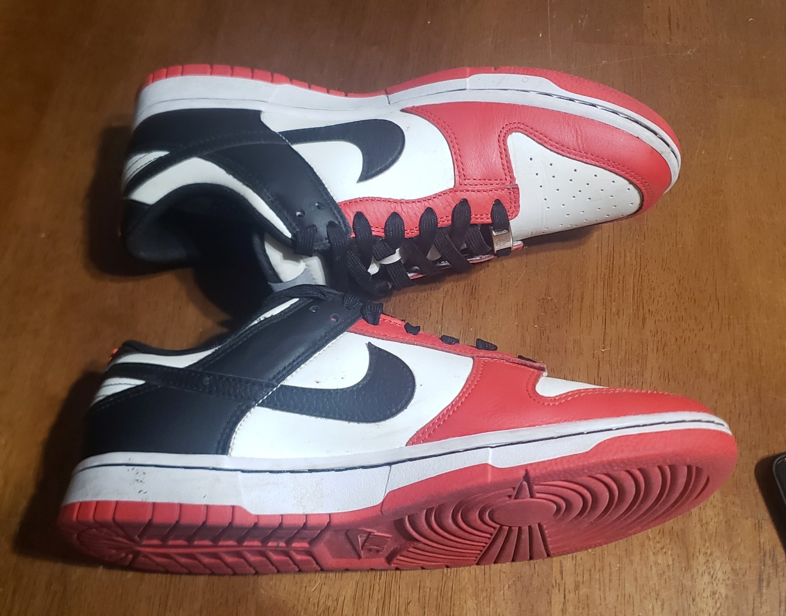 Nike Dunk Low EMB x NBA 75th Anniversary – Bulls 2021 Men’s Size 9