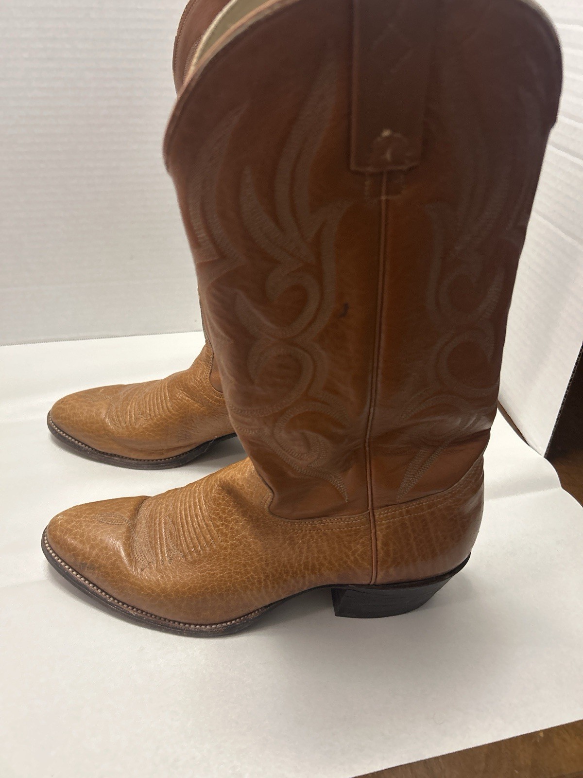 Vintage Men J Chisholm Western Boots 919 42239 Tan 10.5D USA Cowboy Handcrafted