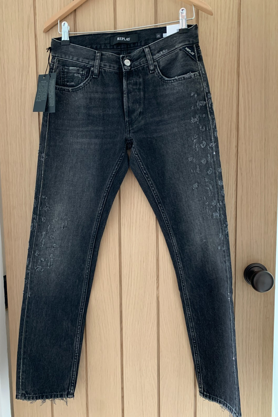 Replay Joplyn Black 25″ Waist x 30″ Length Distressed Mid Rise Jeans NWT