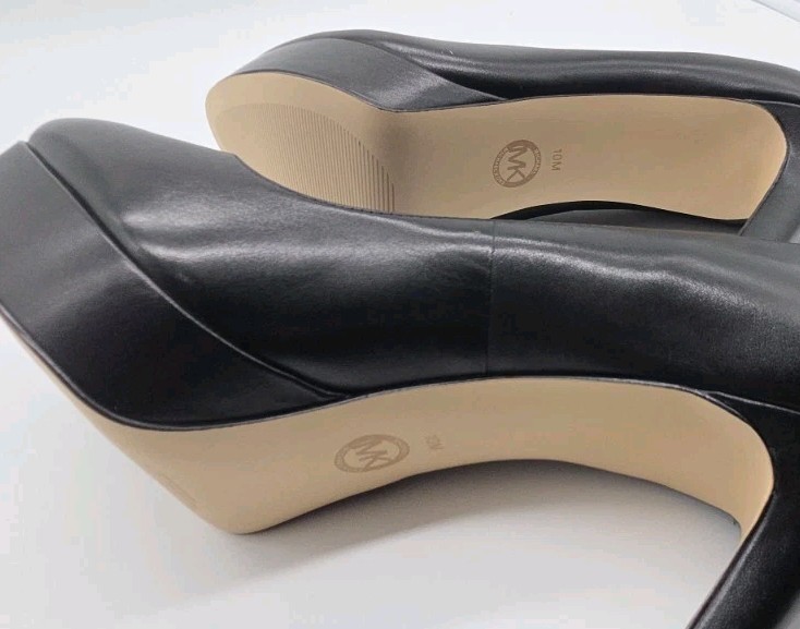 Michael Kors Women’s Chantal Black Platform Leather Pumps Size 9.5/10/11 NIB