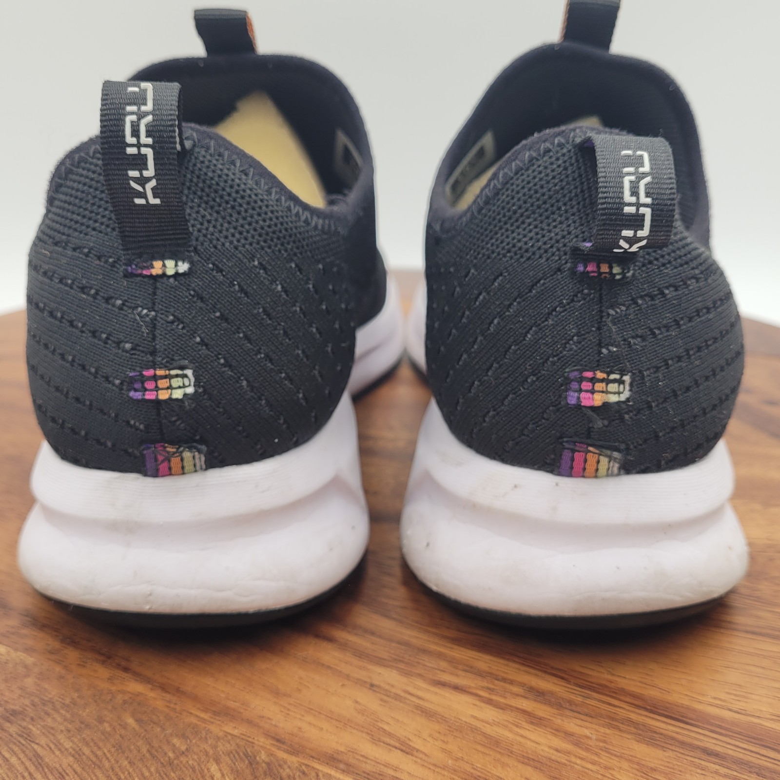 KURU Atom Slip-On Womens Sz 10.5 Shoes Black