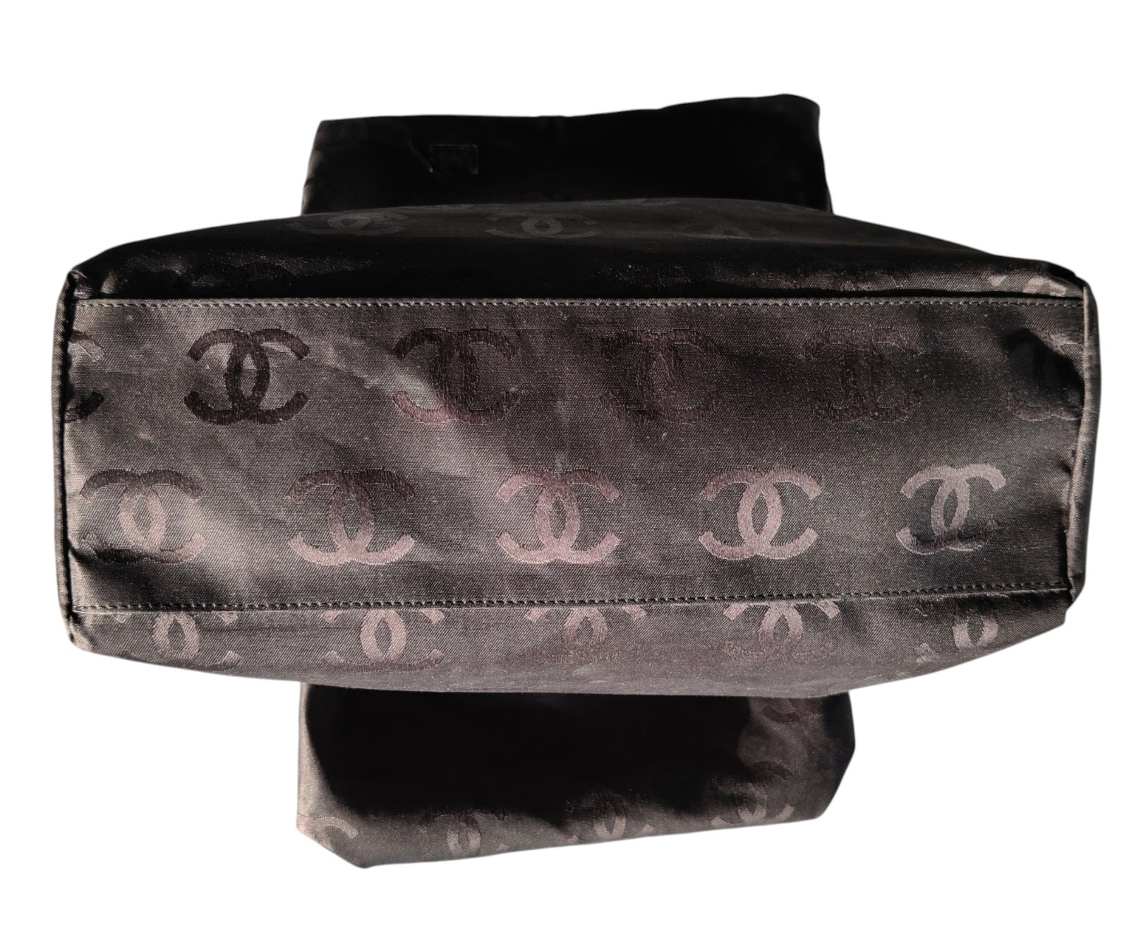 Vintage Chanel Black Leather Bowling Bag Surpique Gold CC Zip Authentic Shoulder