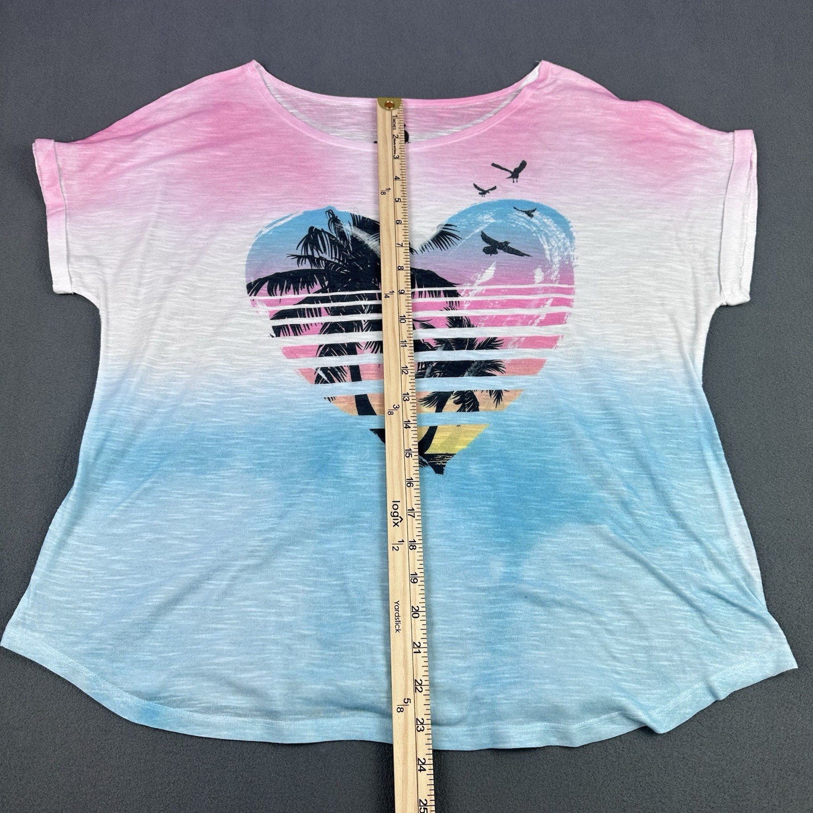 Jerry Leigh Junior’s XXL Tropical Beach Heart ombre Scoop Neck Tee Pre-owned