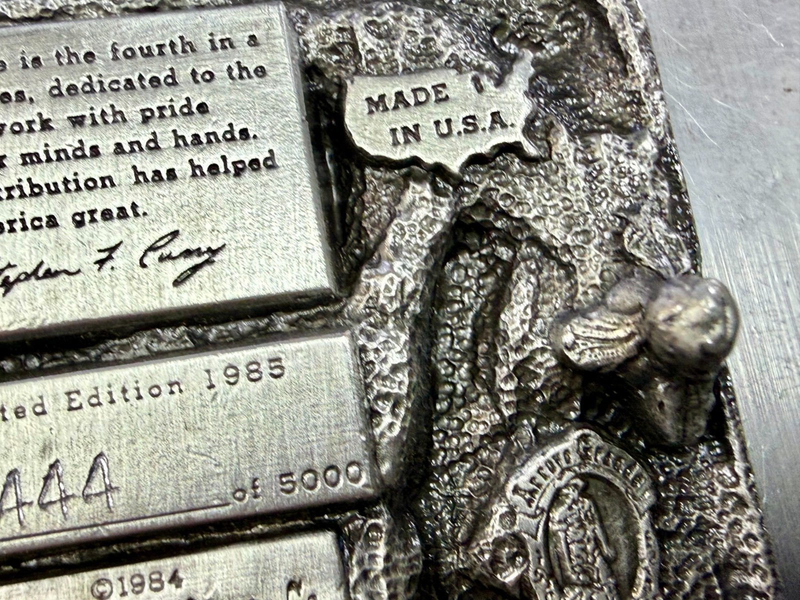 American Construction Worker 1985 Commemorative Belt Buckle by Arroyo Grande