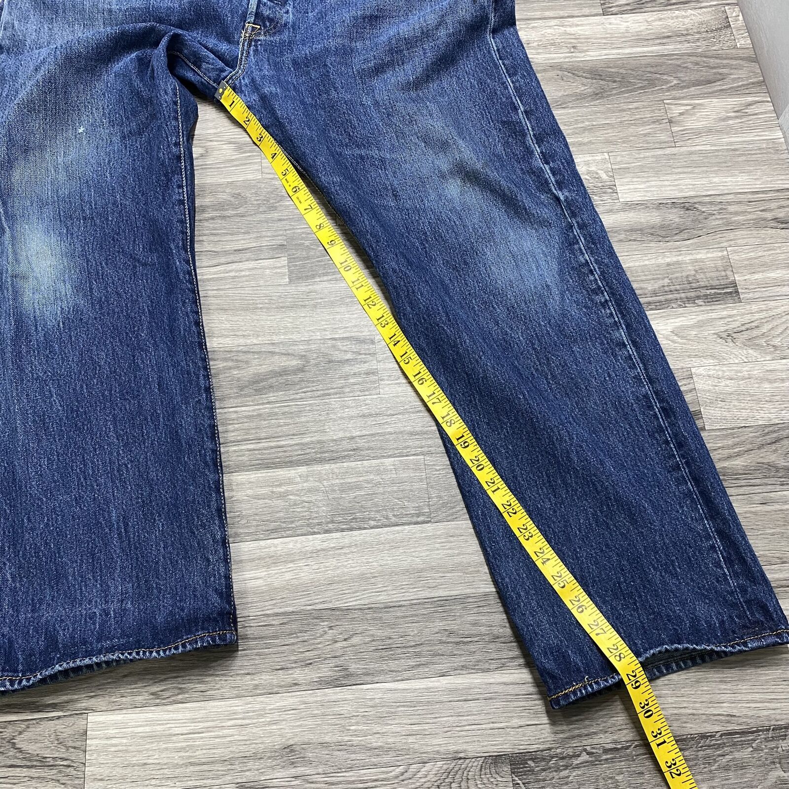 LEVI’S 501 Straight Leg Dark Wash Blue Denim Jeans Men’s Size W42 L30