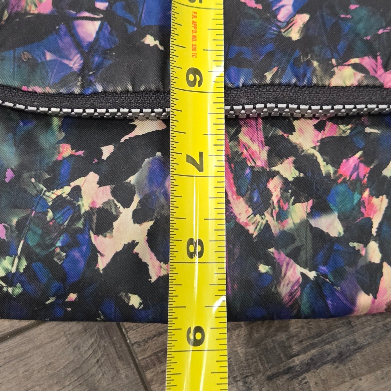 Lululemon Athletica Om Bag Floral Backdrop Abstract Crossbody Multi-Color