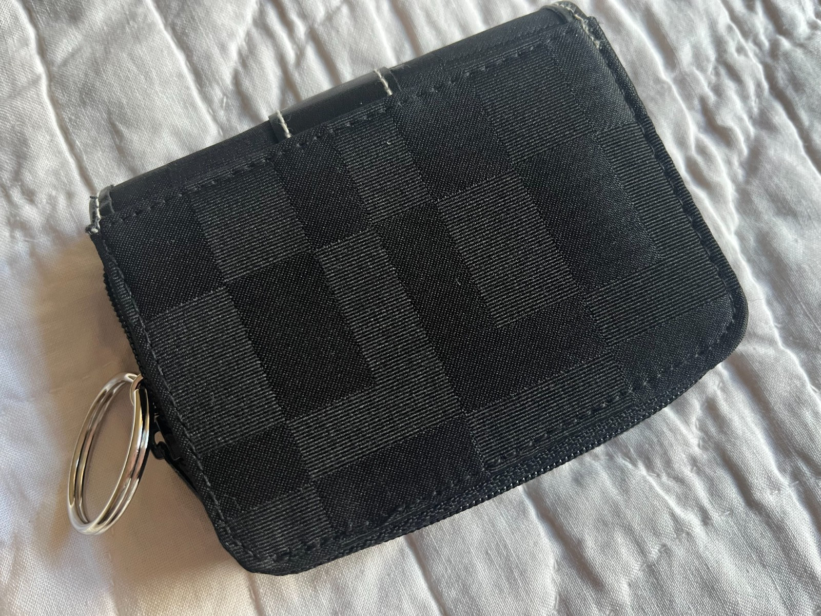 Black Geometric Nylon Poly Bi-Fold Small Women’s Wallet 4x3x1 Unused Clean