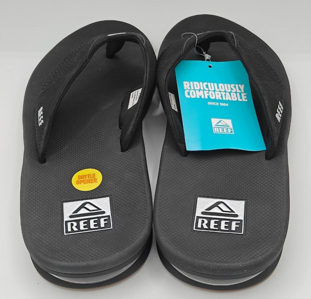 Reef Fanning Flip Flops Bottle Opener Black/Silver Sandals Men’s Size 9 NWOT