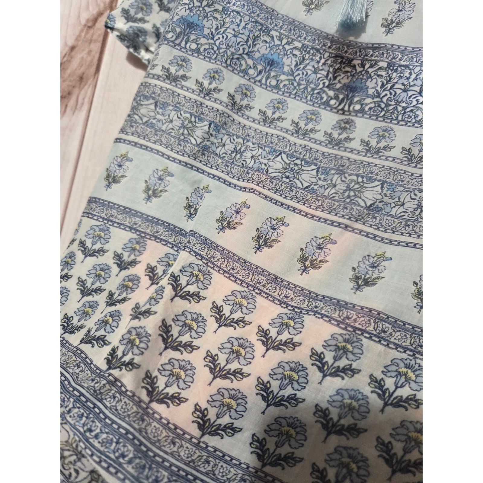 J. Jill Blue Floral Tencel Lyocell Tunic Petite Small Sheer Tassel Tie V-Neck