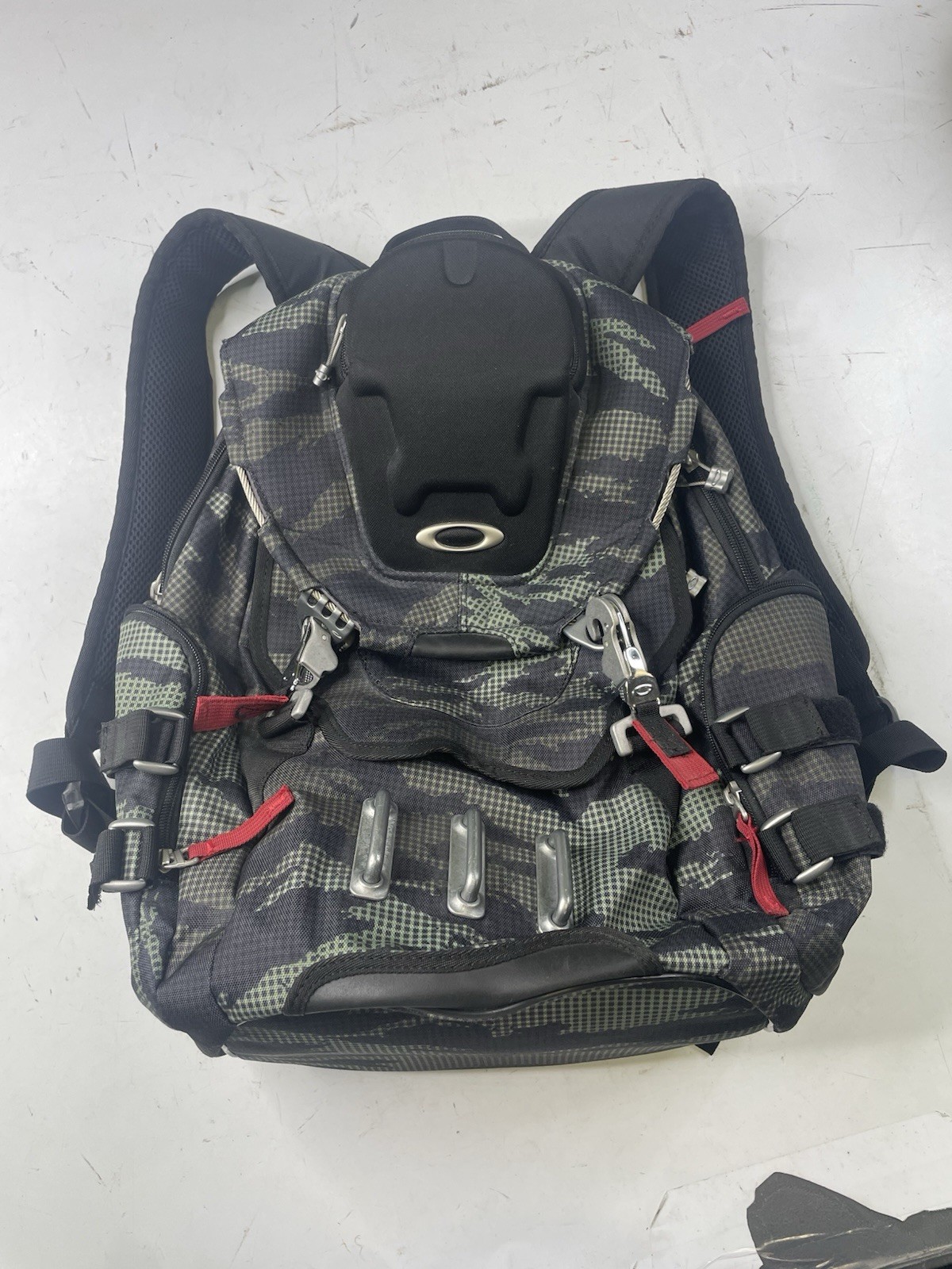 Oakley Kitchen Sink Tactical Field Gear Backpack Bag (Digicam Olive Camo) Y2K