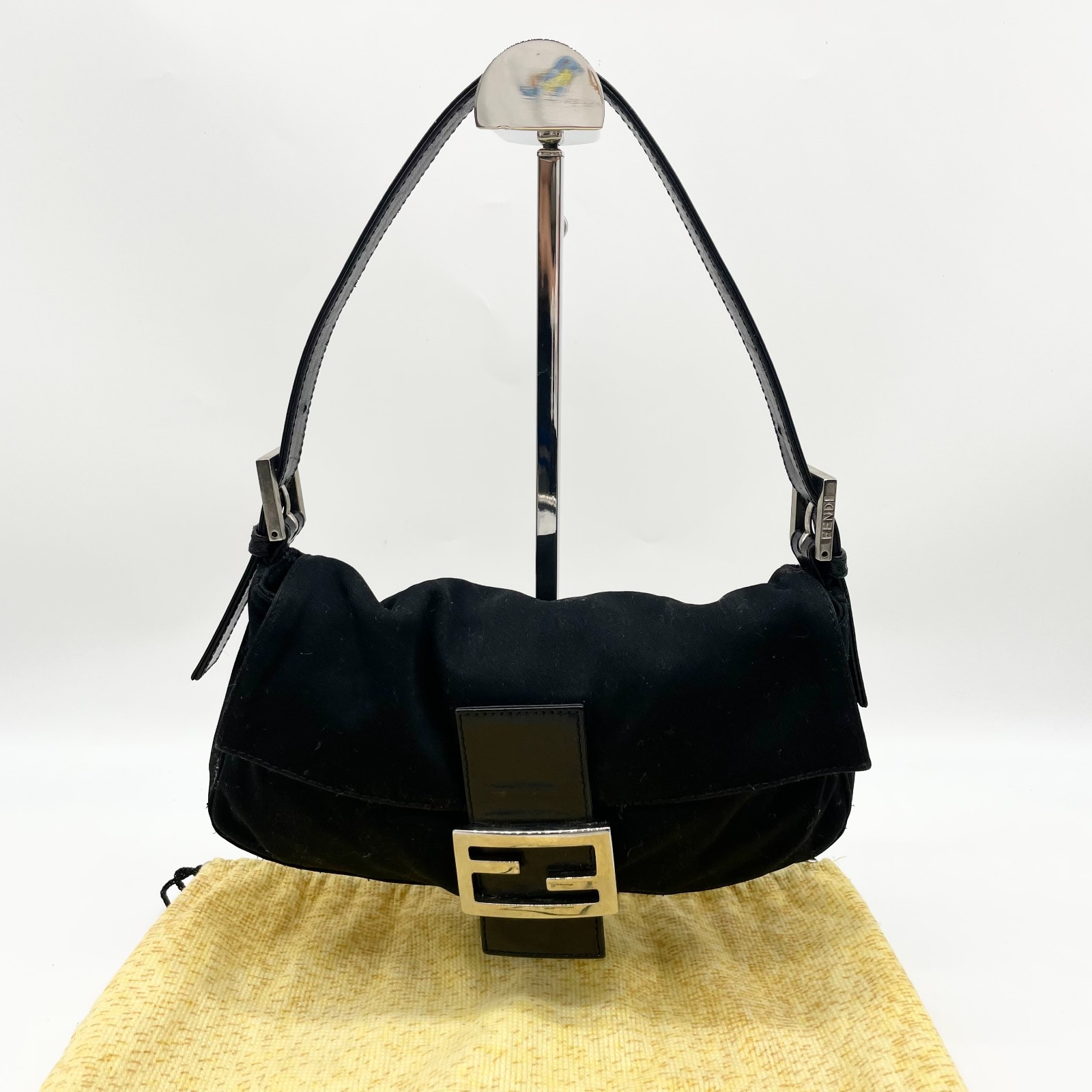 FENDI Shoulder bag Mamma Baguette FF logo Handbag Black Leather Cotton Auth