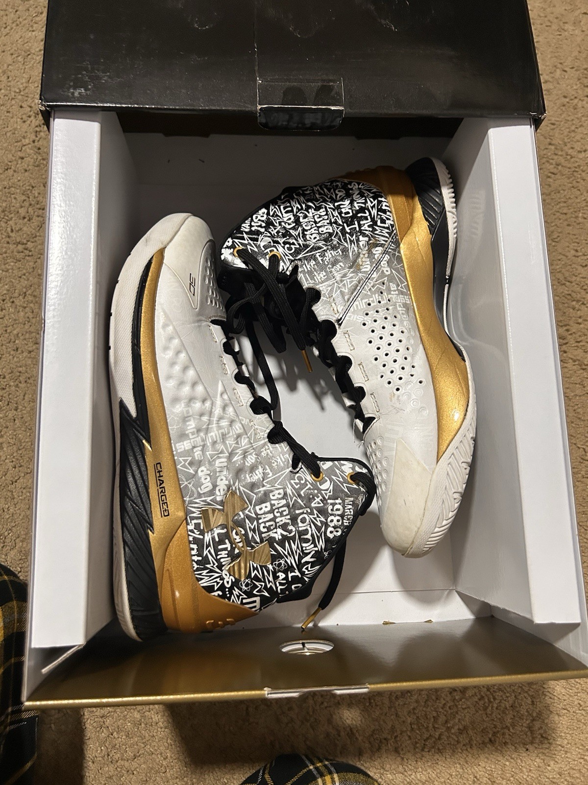 UA Curry Back to Back MVP Pack Size 8.5 Men / 10 Women – WITH ORIGINAL BOX