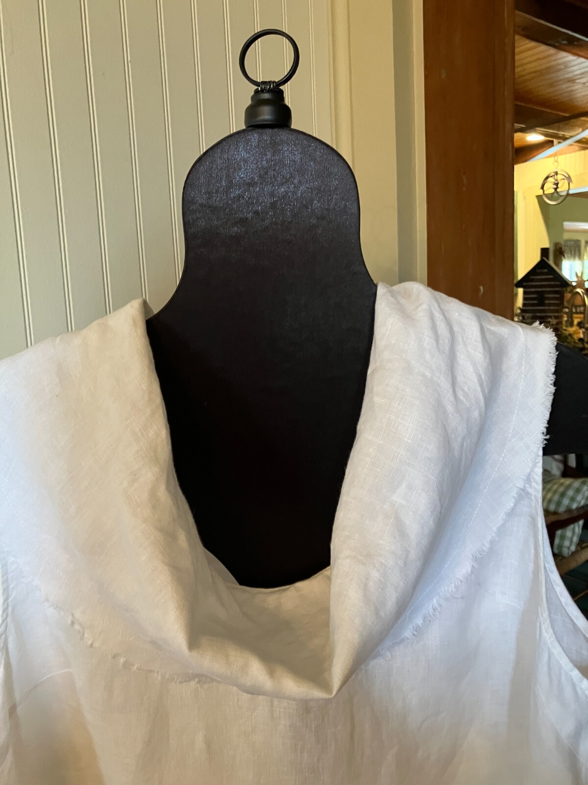 aiden lane ~White~Raw Edges~Hilo Hem~Beachy~Coastal Vibe~Resort Wear~Blouse~XL?