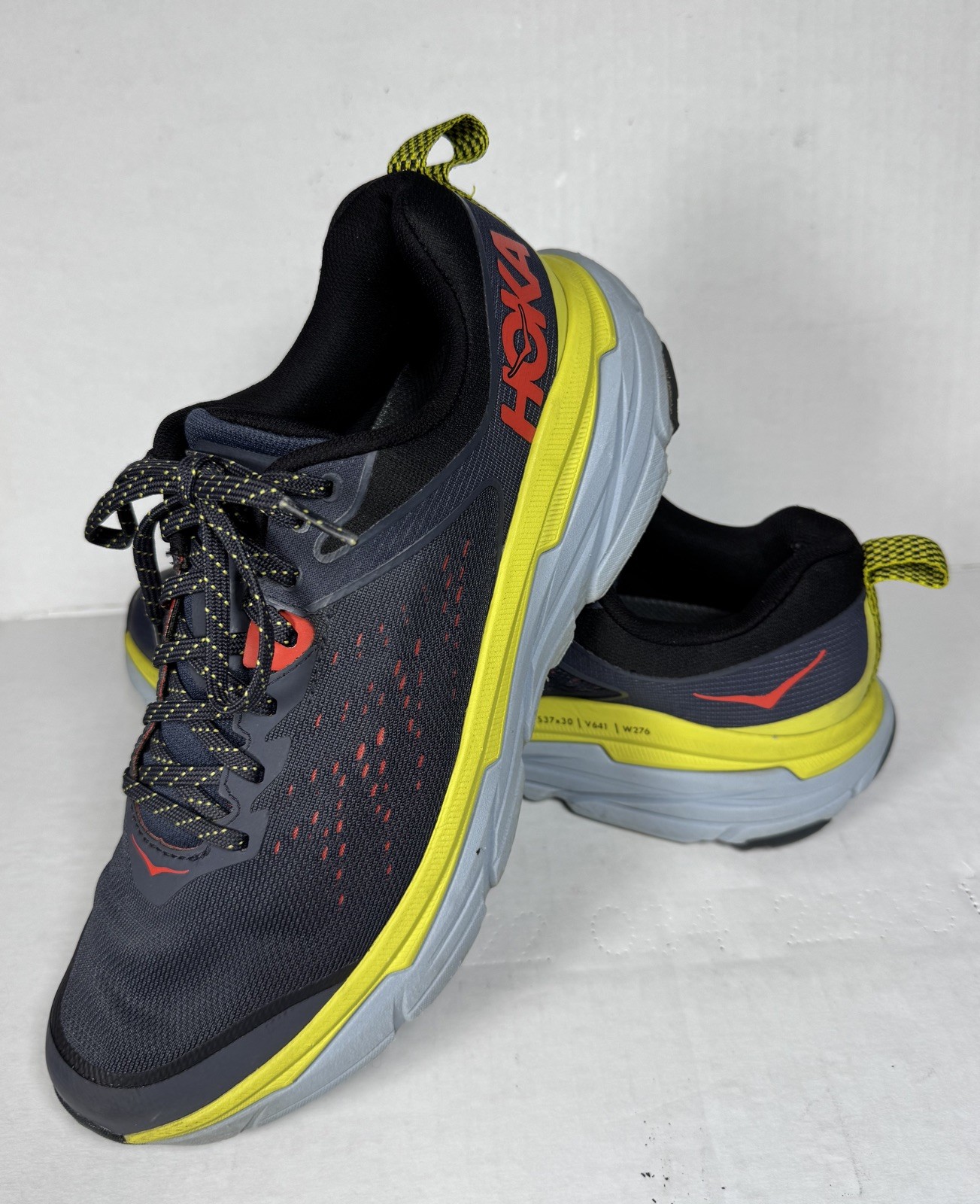 Hoka One One Challenger ATR 6 Mens Size 9 Trail Running Sneakers Blue Red Yellow