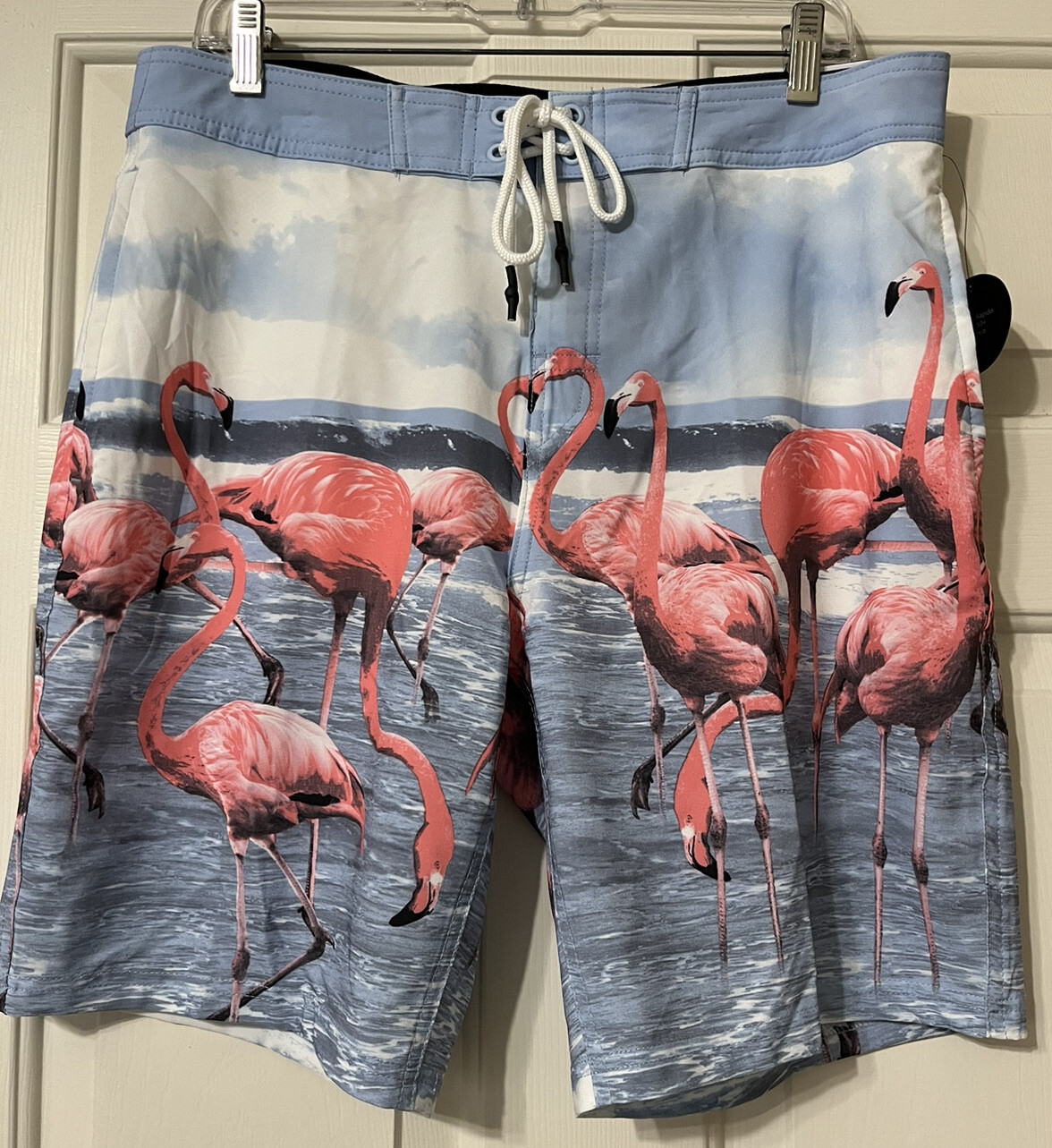 NWT No Boundaries size 32 pink blue white flamingo swim trunks mens