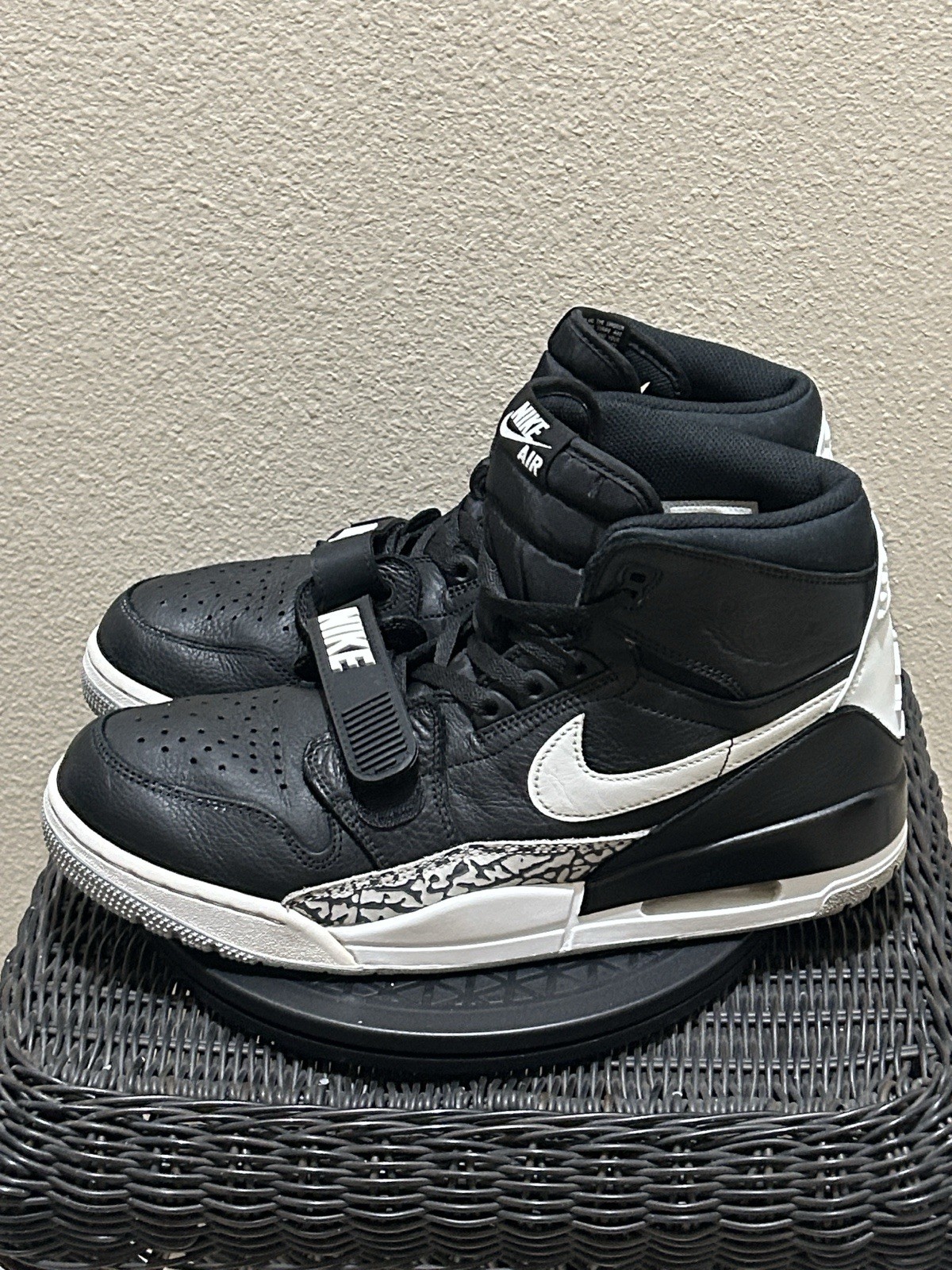 Size 12 Jordan Legacy 312 Black White ‘Black Cement’ AV3922-001