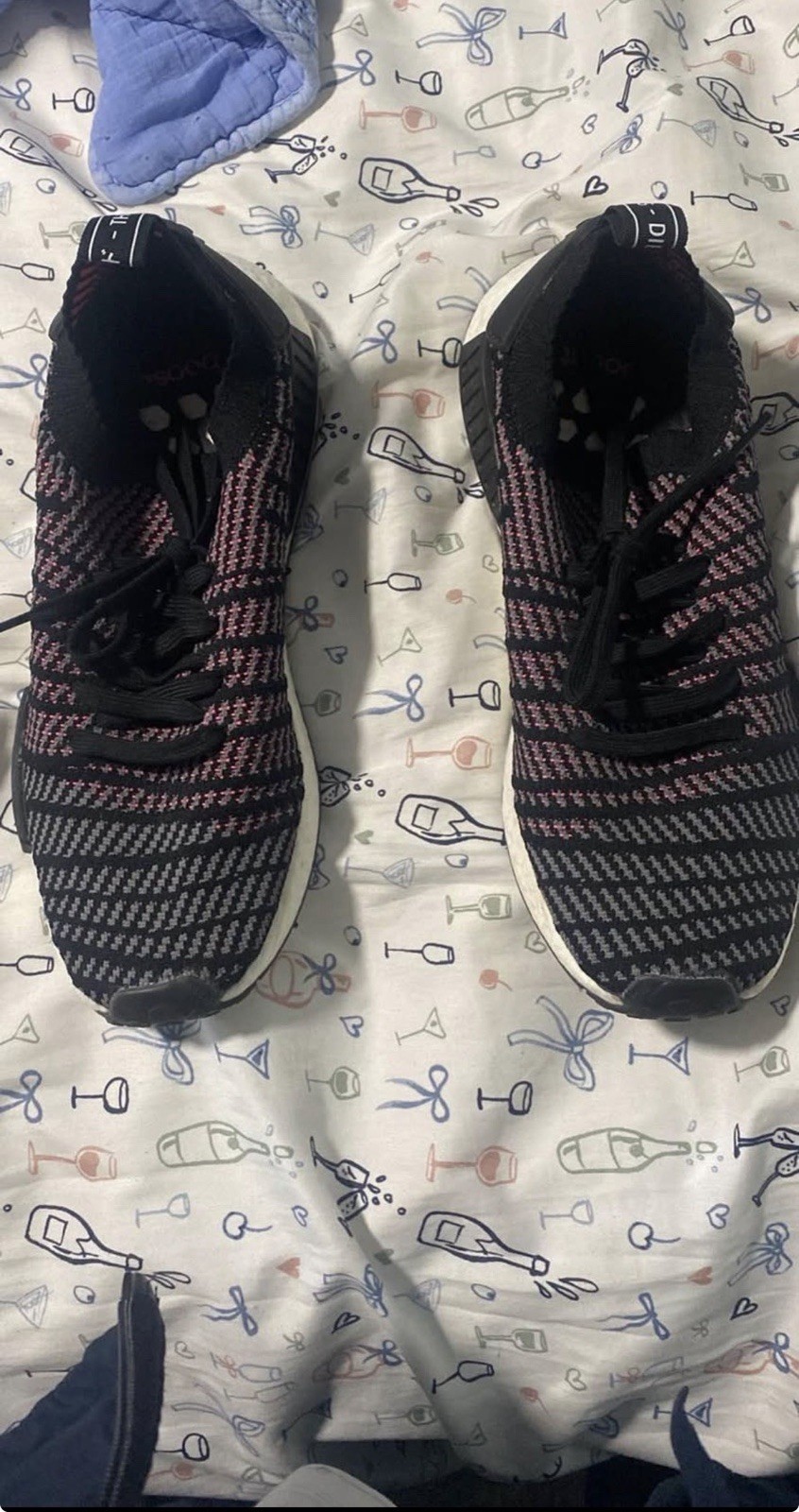 adidas NMD_R1 STLT Primeknit Boost Low-Top Lace-Up Core Black CQ2386