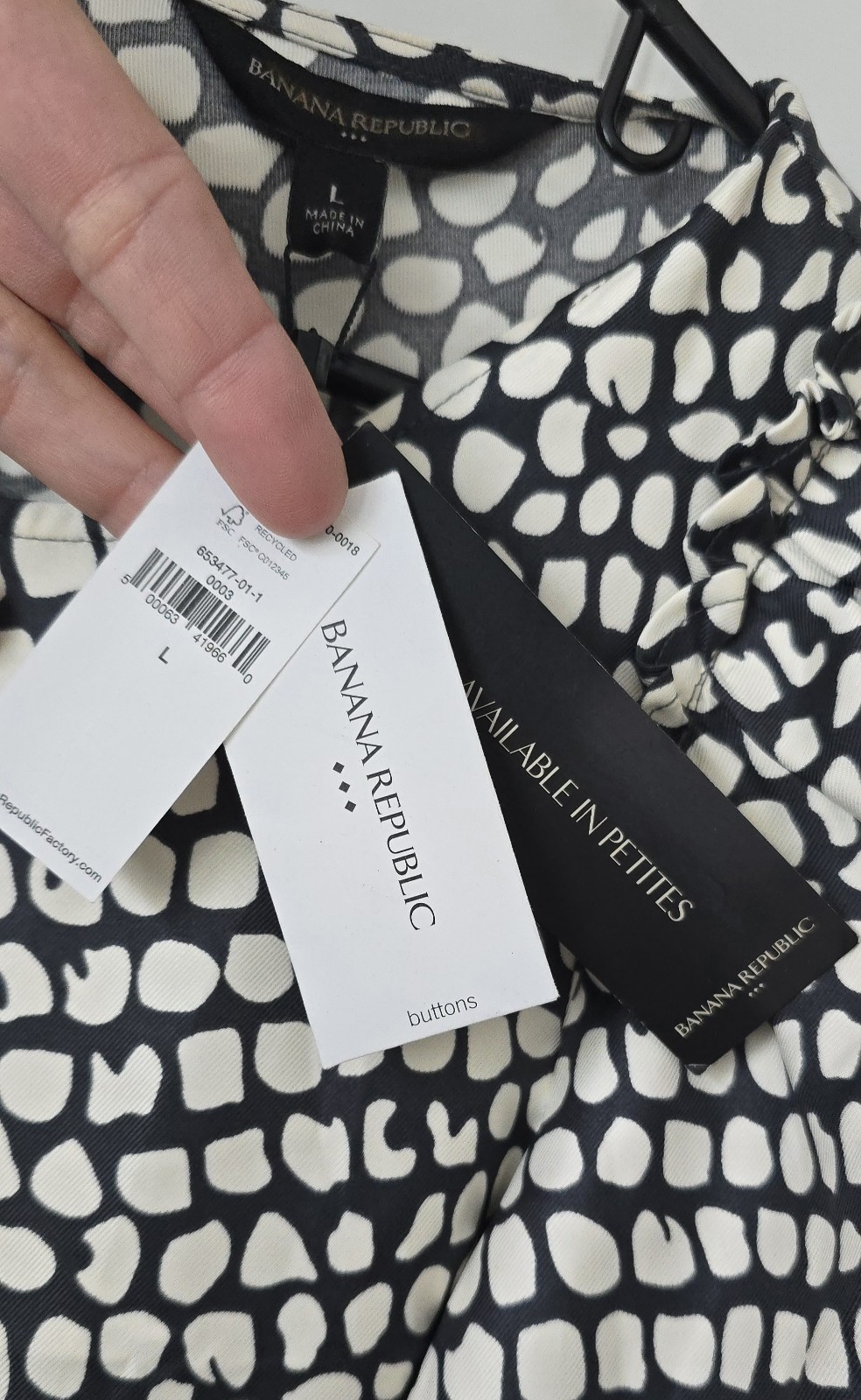 Banana Republic Black and White Volume Sleeve Midi Dress – NWT