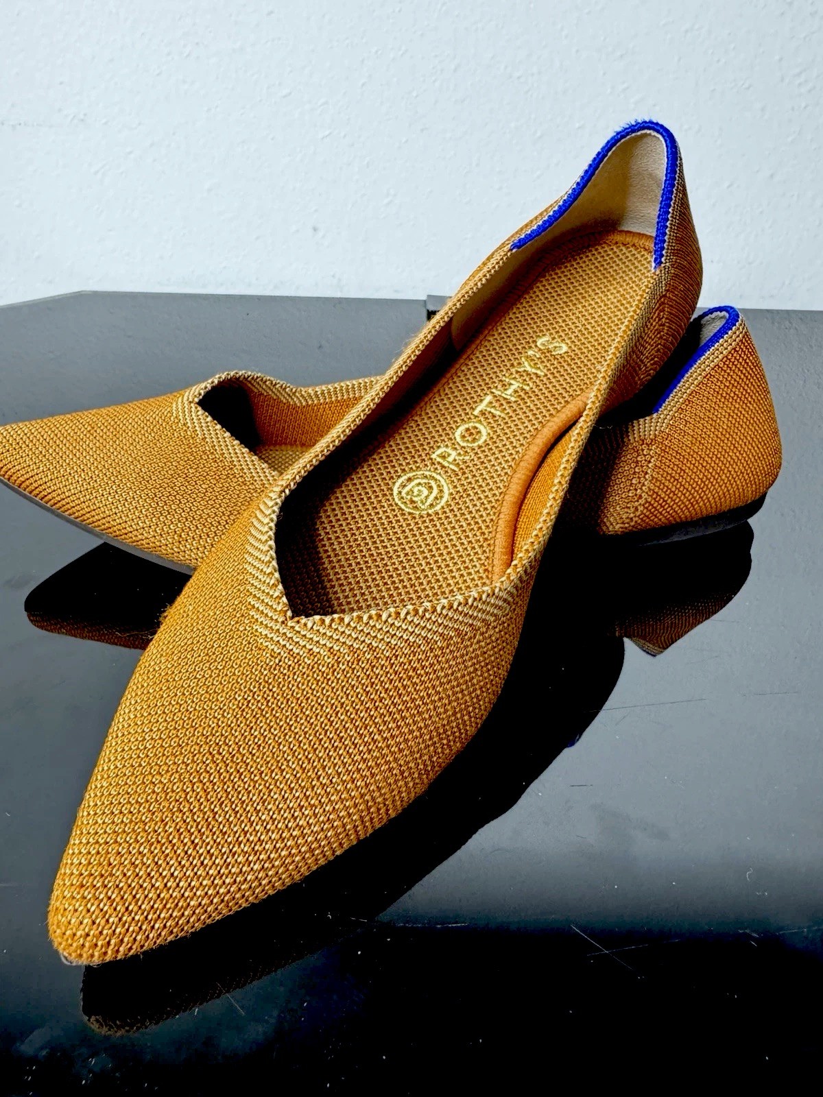 Rothy’s The Point Women’s Flats Marigold Yellow Size 7.5 Excellent Condition