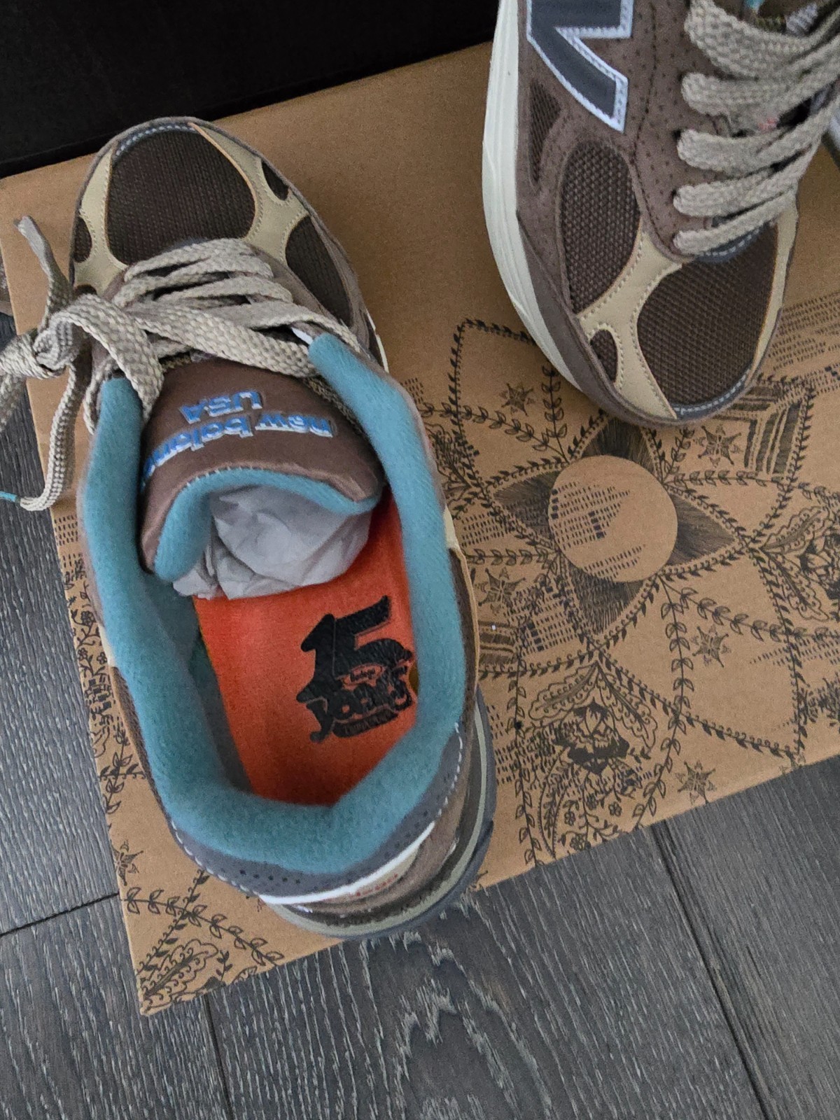 Size 9.5 -Bodega x New Balance 990v3 Made In USA Anniversary UNISEX
