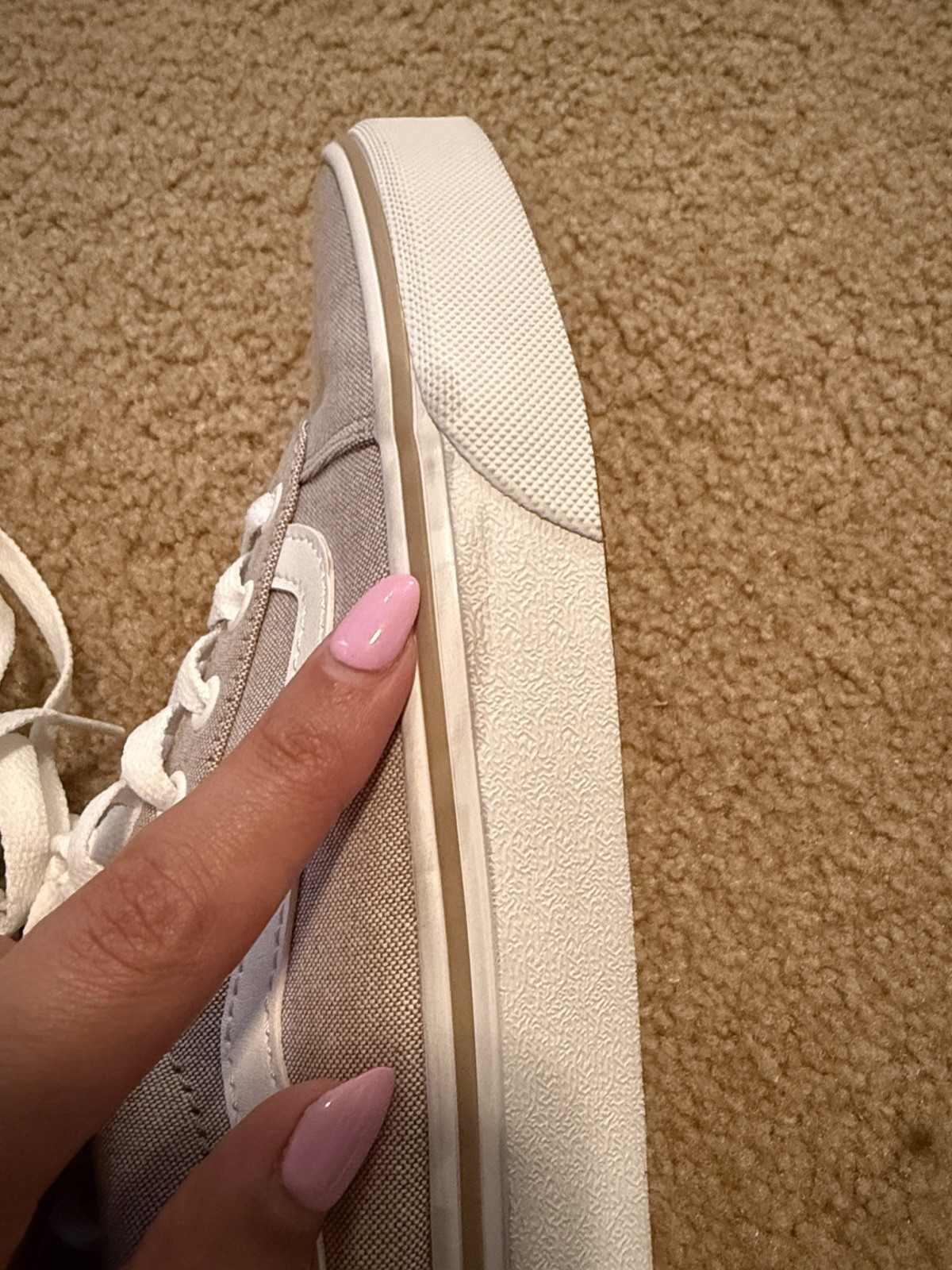 Women’s Vans Ward Lo Sneakers Size 10 Taupe And White