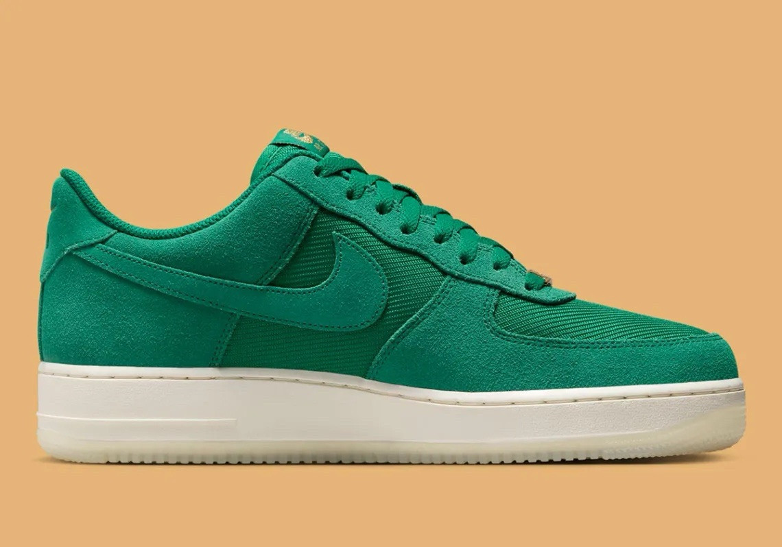 Nike Air Force 1 ’07 LV8 Malachite Green White Sneakers FZ5222 300 Men’s Sizes
