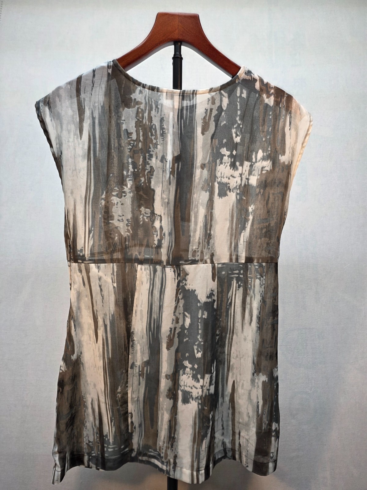CAbi #651 Painted Tunic Blouse Medium Gray Chiffon Sheer Watercolor (M)