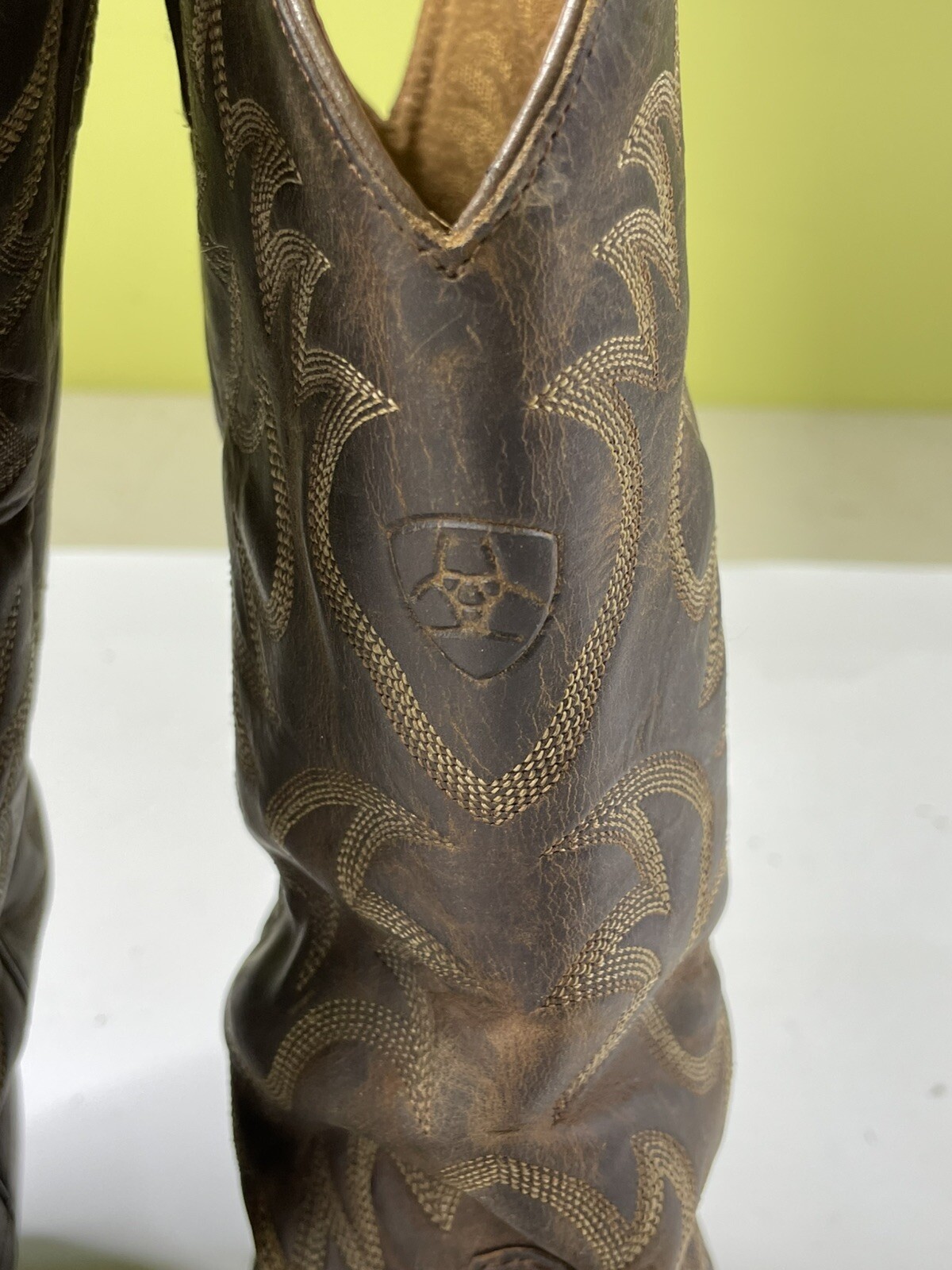 Ariat Mens Western Cowboy Boot Size 10 EE Brown Style 10002294(34725) Wide