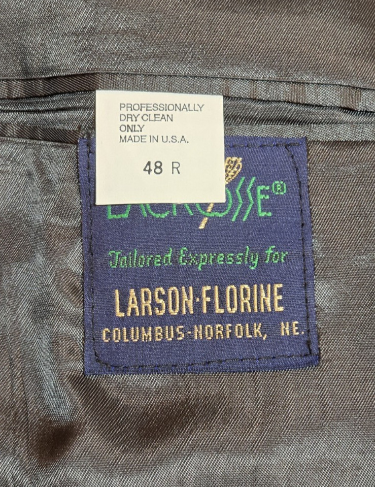 LaCrosse Larsón Florine Mens 48R 42×29+ 2 Pc Charcoal Pinstripe Suit USA Vintage
