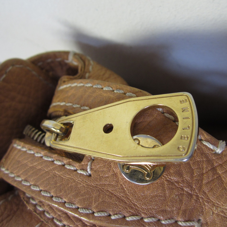 CELINE STUNNING LUGGAGE TAN LEATHER SATCHEL W/ FRONT POCKET