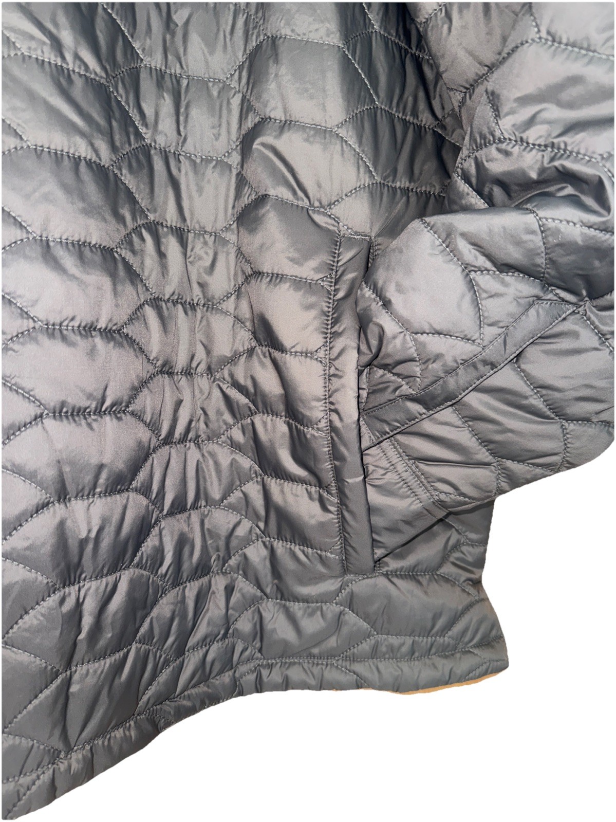 Huk Tarpon Quilt Shacket Jacket, Volcanic Ash (dark green/gray) MEN’s 3XL New