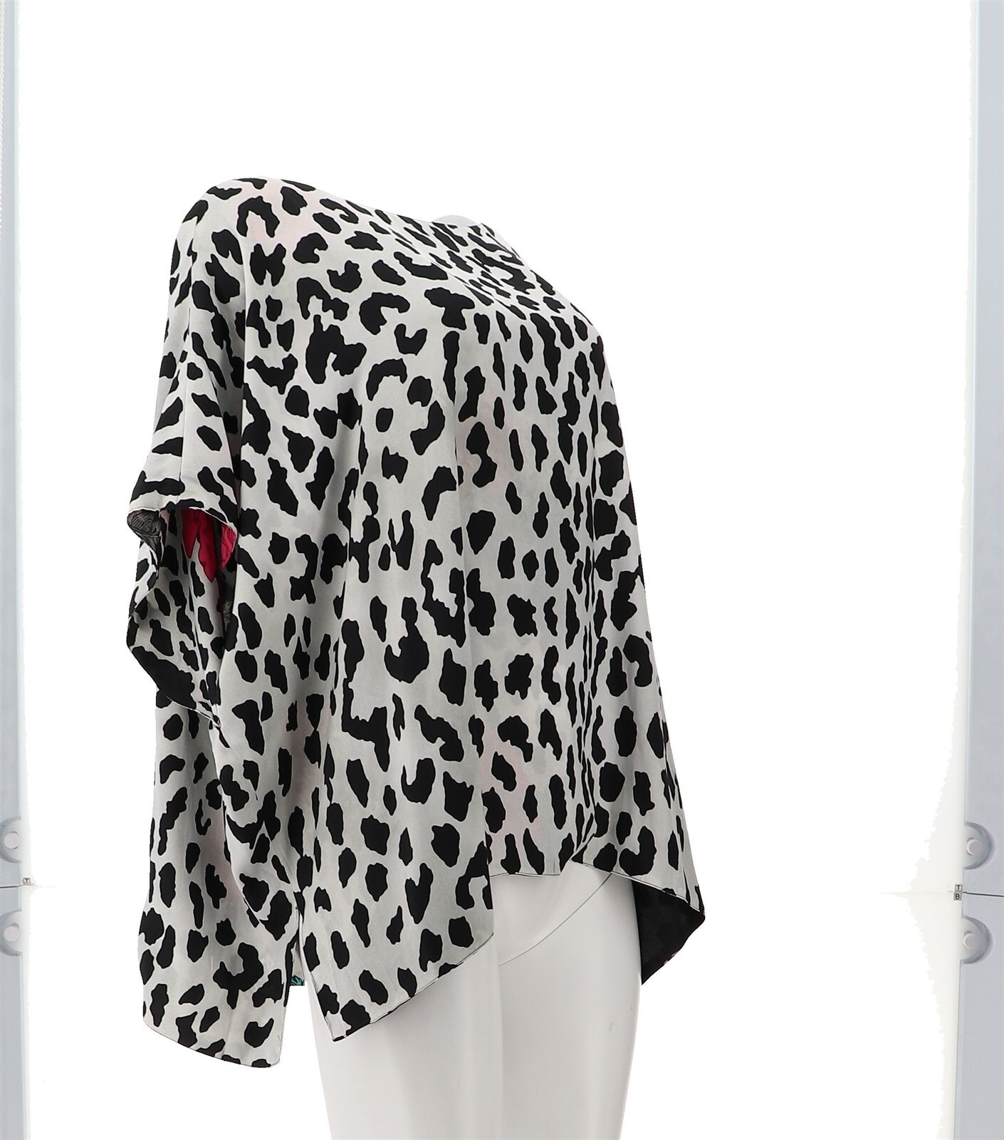 IMAN Global Chic Reversible Printed Poncho Top BLACK M/L NWOT (547)
