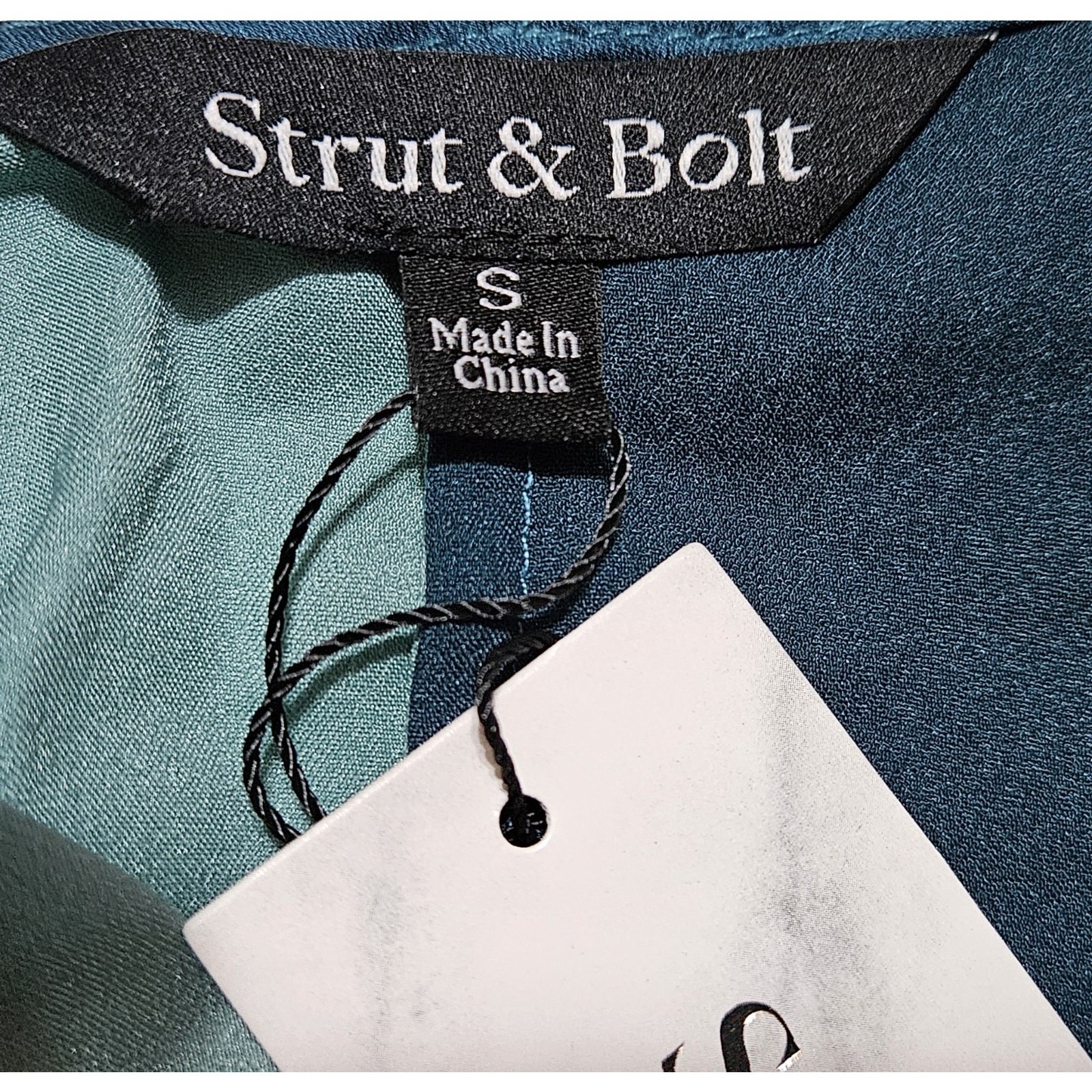 STRUT & BOLT Women S Blouse Bodysuit Satin Jade Dark Teal Puff Shoulder 46″ NEW