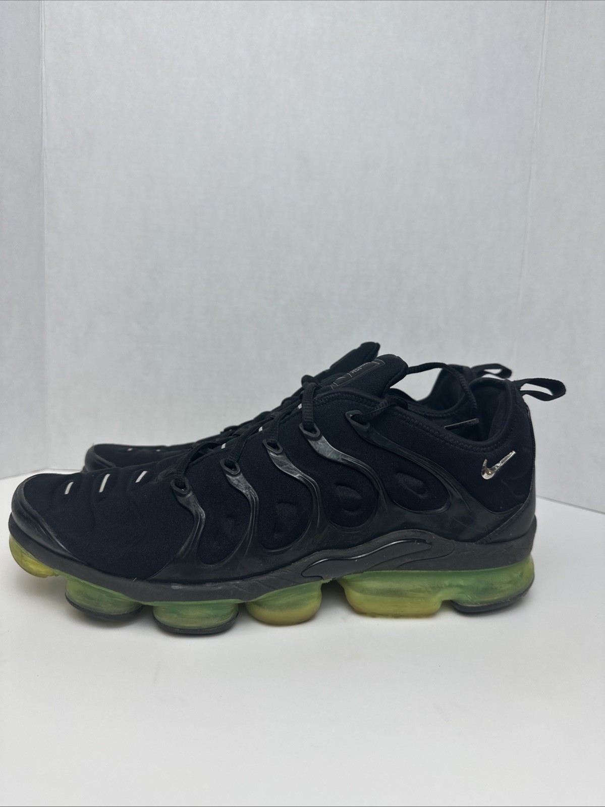 🔥Nike Air VaporMax Plus ‘Black Volt’ – Men’s 13