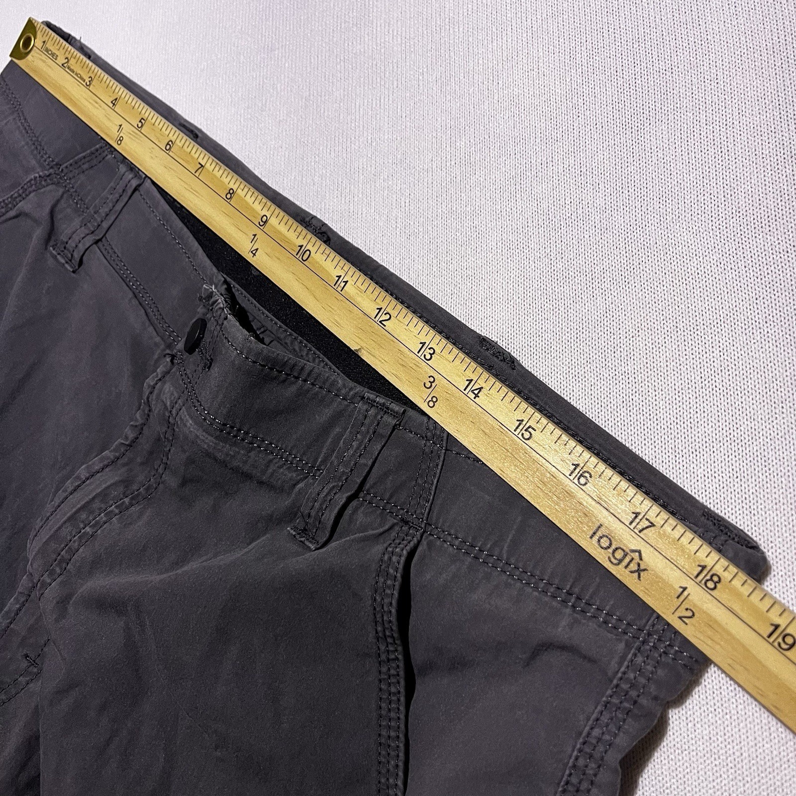 Wrangler Mens Cargo Shorts Size 36 Grey Charcoal Nylon Poly Stretch Y2K Baggy
