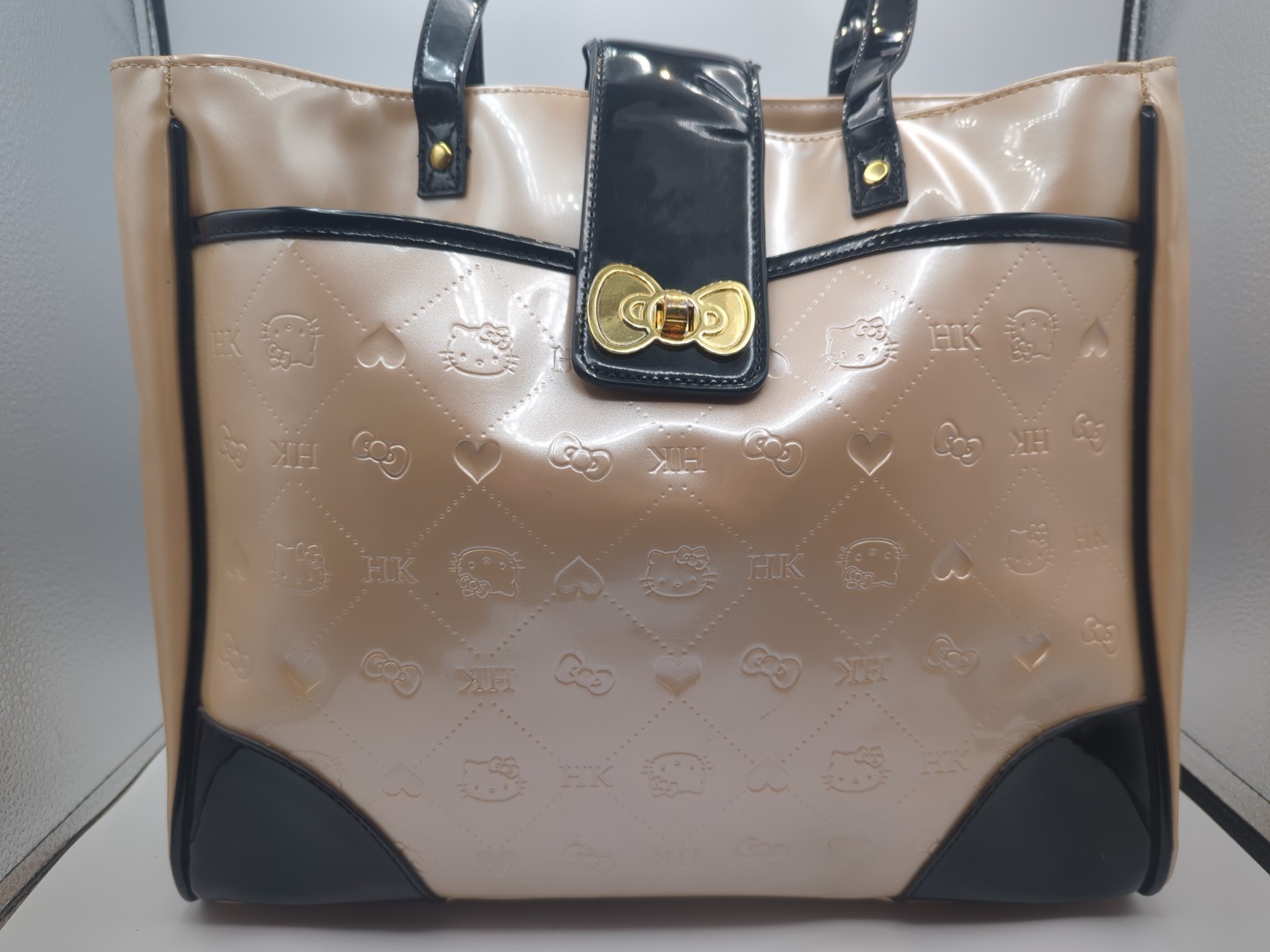 Rare Hello Kitty Champagne Embossed Pattern Square Tote