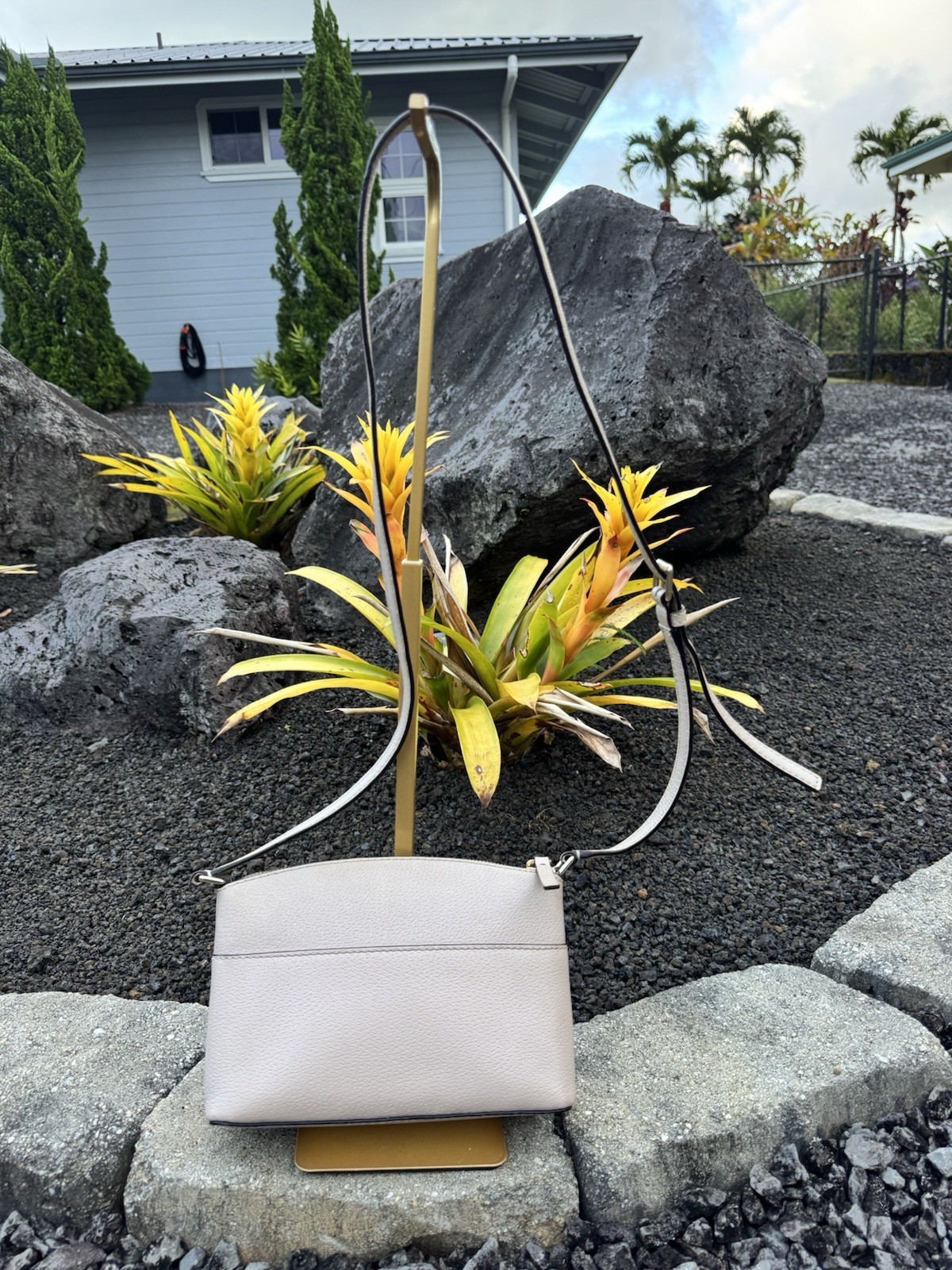 Kate Spade New York Pebbled Leather Crossbody Bag Light Taupe Beige