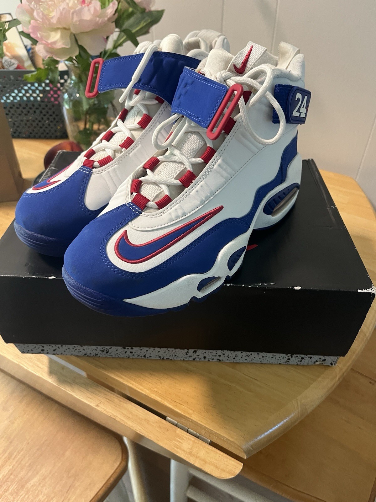 Nike Air Griffey Max 1 USA Mens 9 Royal White Blue Retro Sneakers DX3723-100