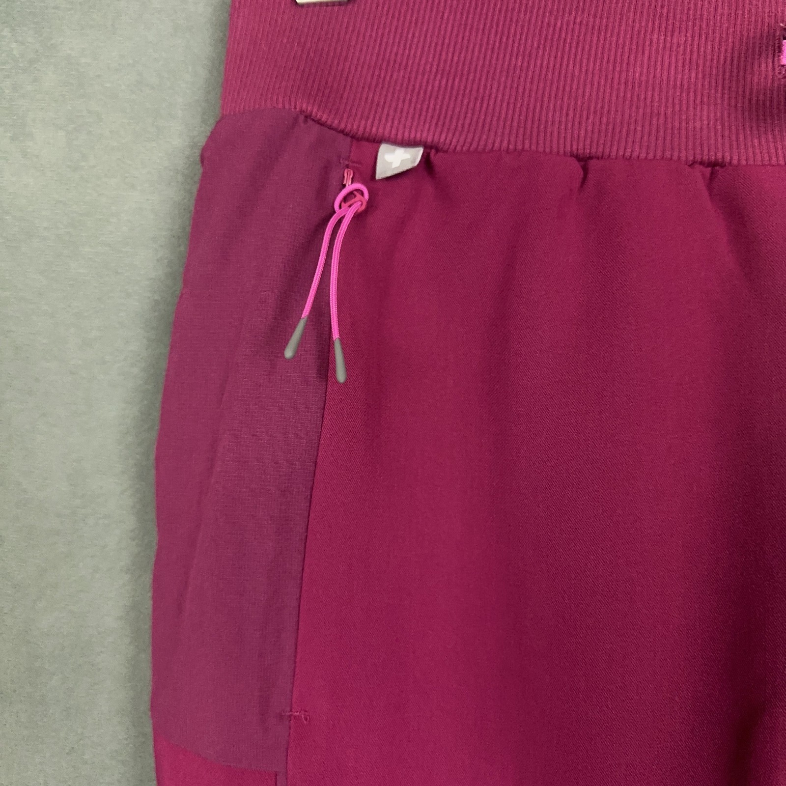 Figs Scrub Jogger Pants Boston Slim Womens Size XXS TALL Dark Magenta DKM
