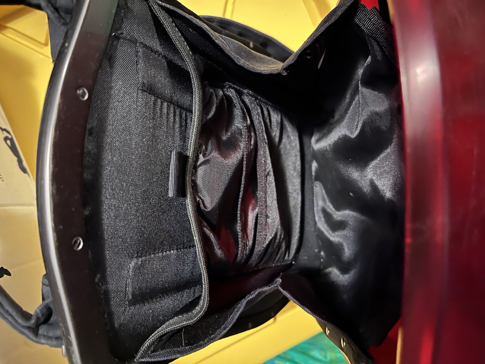 BOBLBEE Scorpia Exo Hardshell Backpack (Small Crack)