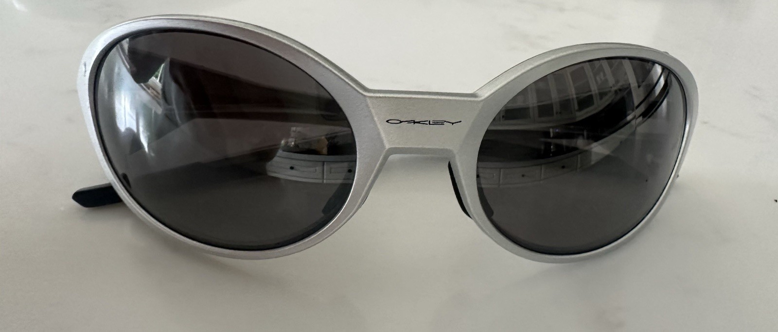 Oakley Eye Jacket Redux Polarized Silver Sunglasses OO9438-0158 137mm $249 NWOT