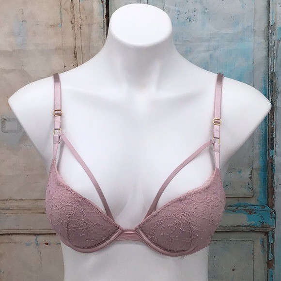 Victorias Secret Very Sexy Strappy Push-Up Bra 32B Lace Light Pink Adjustable St