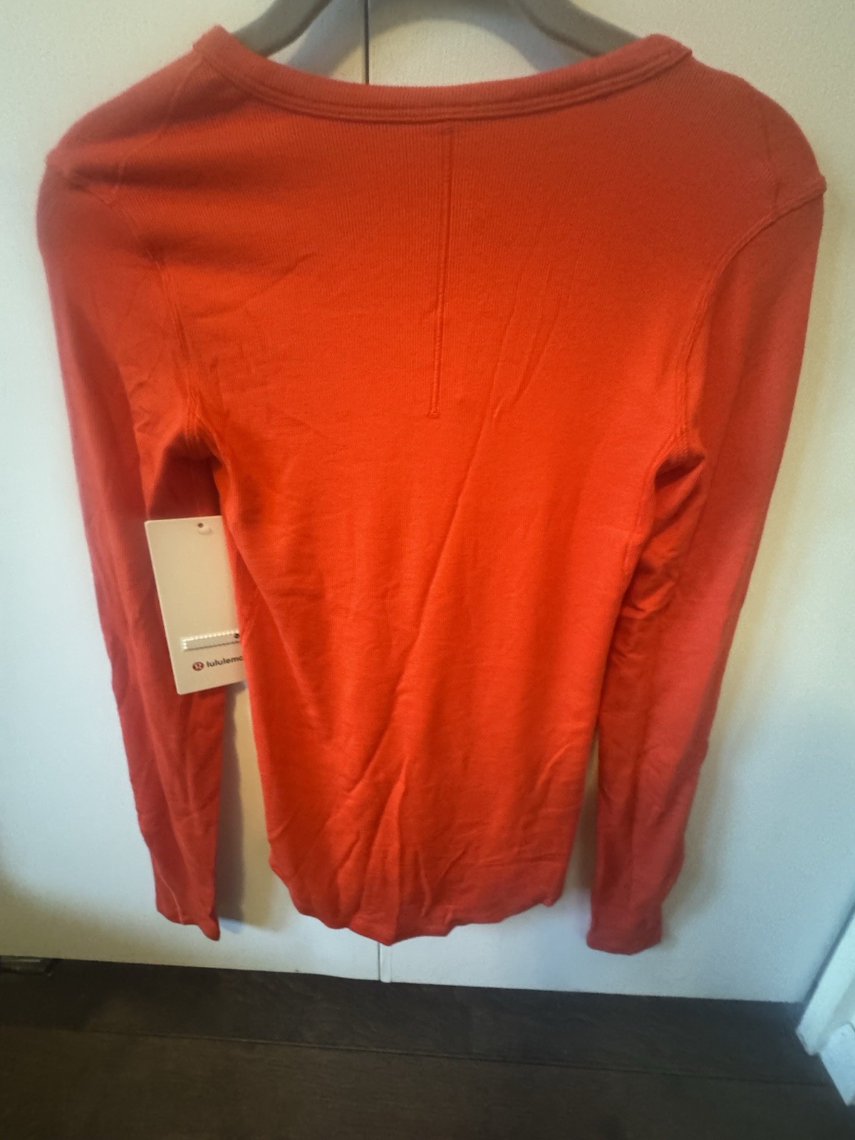 Lululemon Hold Tight Women’s Long Sleeve Tee Size 2 NWT