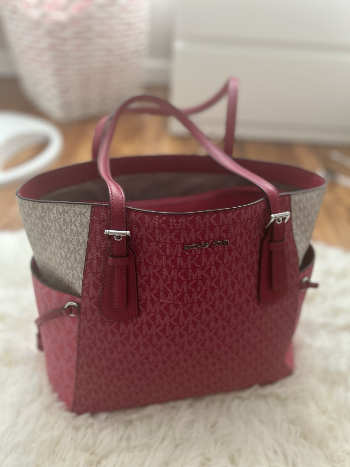 Michael Kors Voyager Women Large MK Signature Handbag Shoulder Tote Bag Cherry