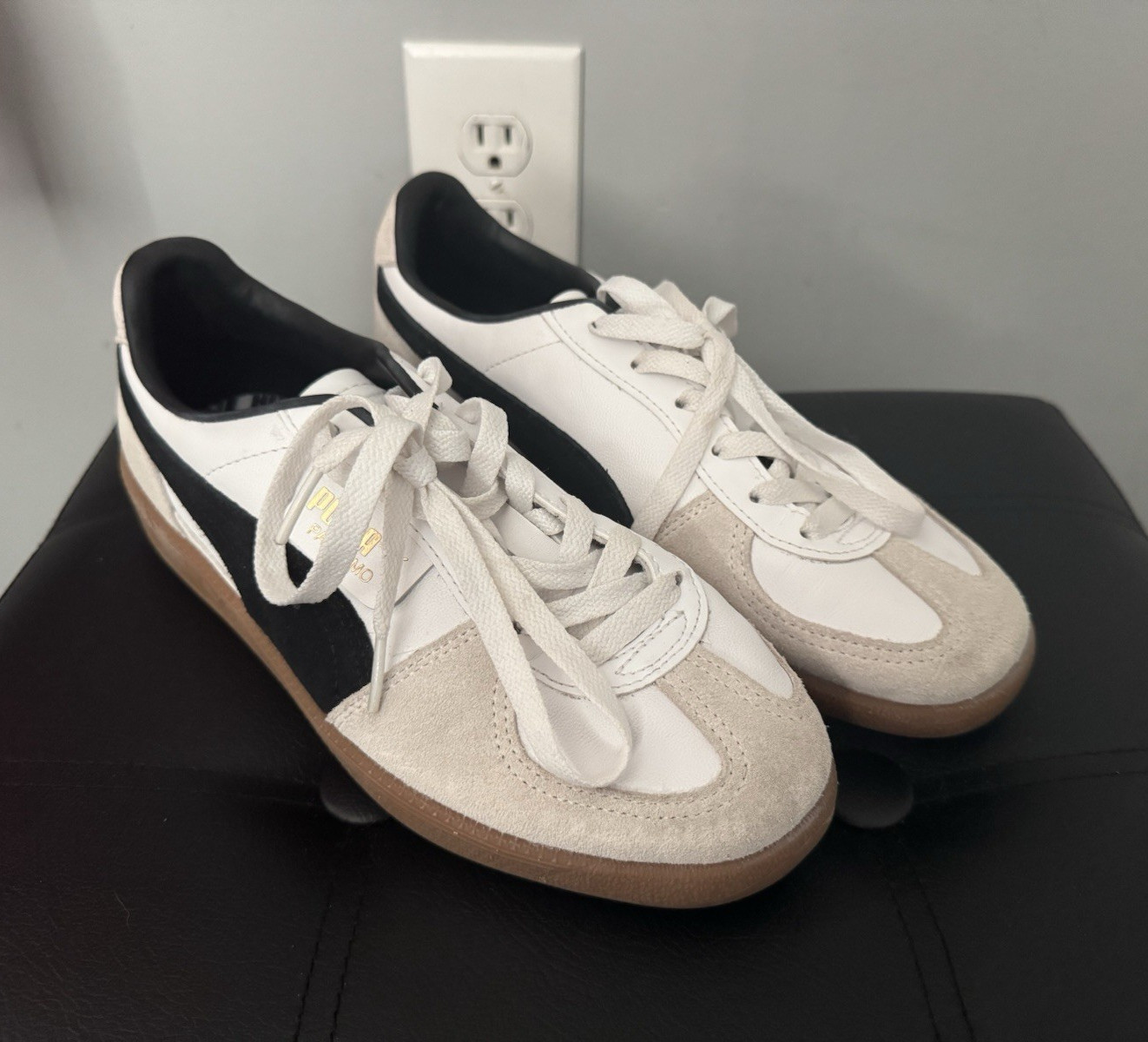 PUMA Palermo White/Vapor Grey/Gum Low Top Lace-Up Leather Sneakers 397647-01