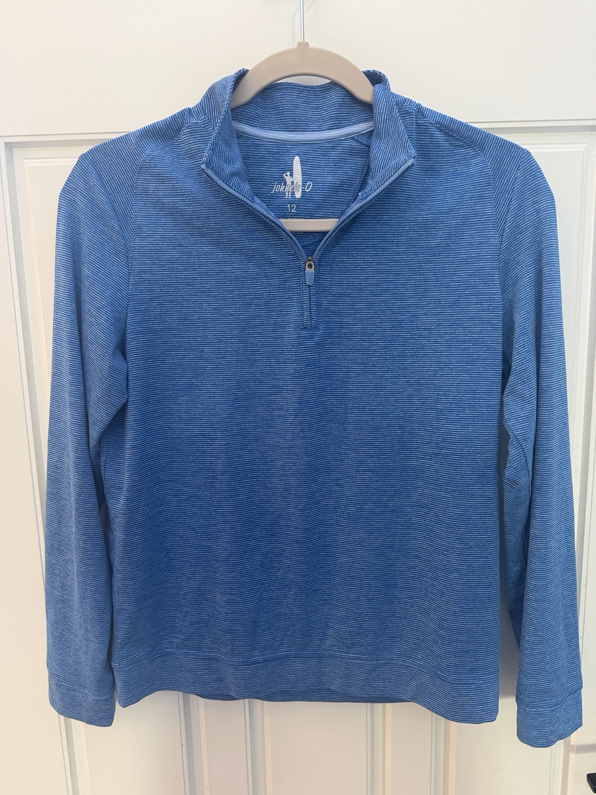 JOHNNIE-O BOYS 12 – VAUGHN STRIPED PERFORMANCE 1/4 ZIP PULLOVER IN PIPELINE