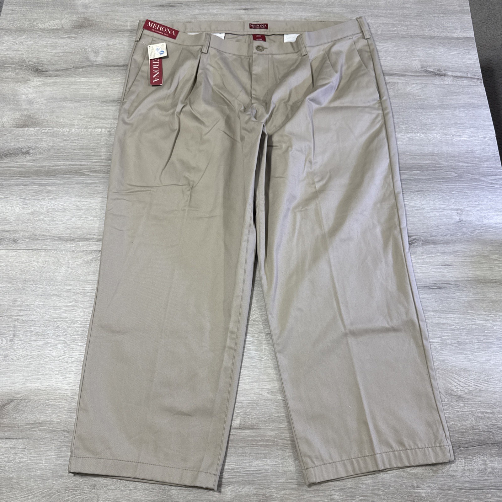 Merona Men’s Pleated Khaki Pants 46×30 Beige NanoTex Fabric 100% Cotton NWT